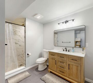 How To Unclog a Toilet
